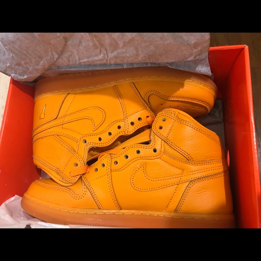 Nike Jordan’s 1 Retro high Og Gatorade pack sz 6.5